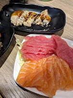 Boeuf Teriyaki Poulet Teriyaki Et Sashimi de Saumon Et Se Thon